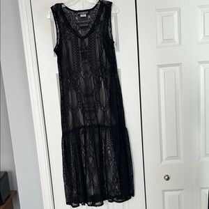 Pyramid Collection Black Lace Midi Dress with Gray Lining. M